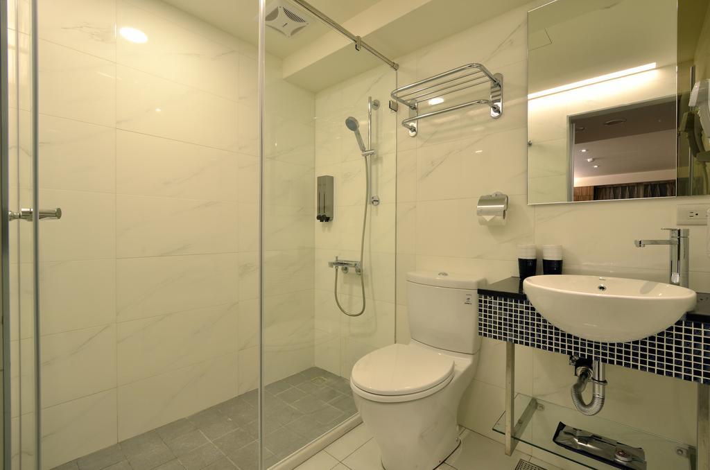 Hotel 欣欣時尚旅店松山站 Taipéi Habitación foto