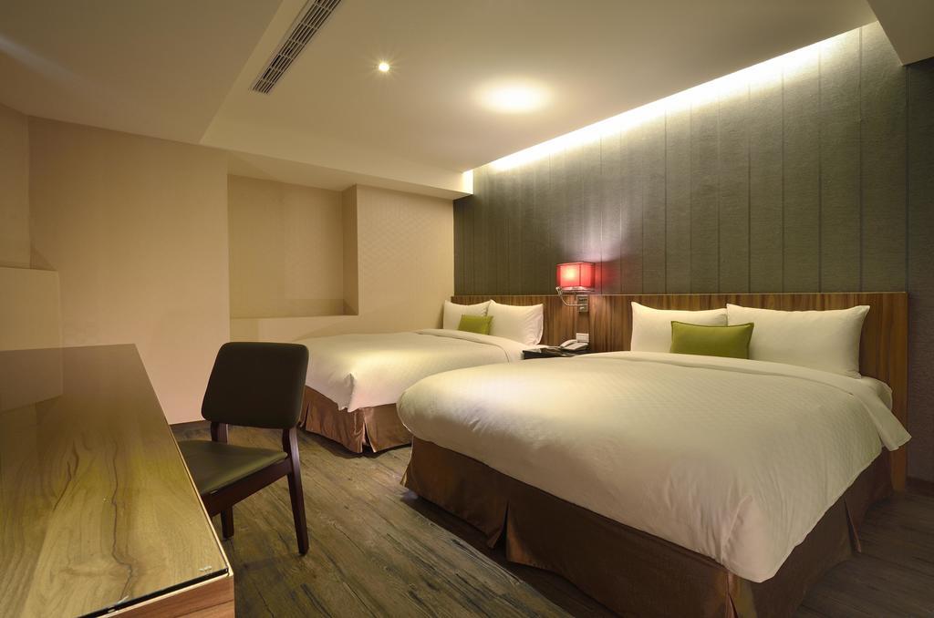 Hotel 欣欣時尚旅店松山站 Taipéi Habitación foto