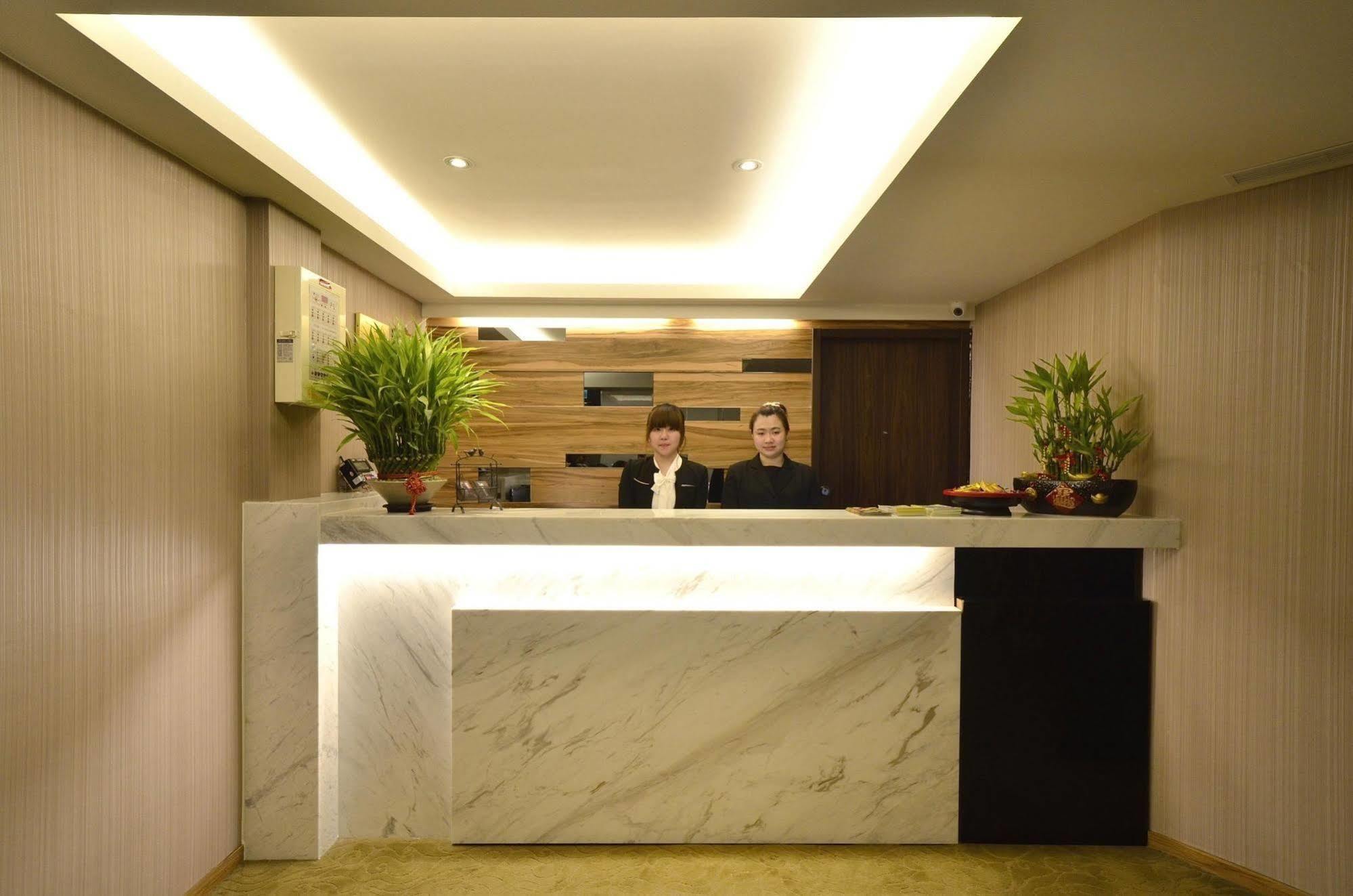 Hotel 欣欣時尚旅店松山站 Taipéi Exterior foto