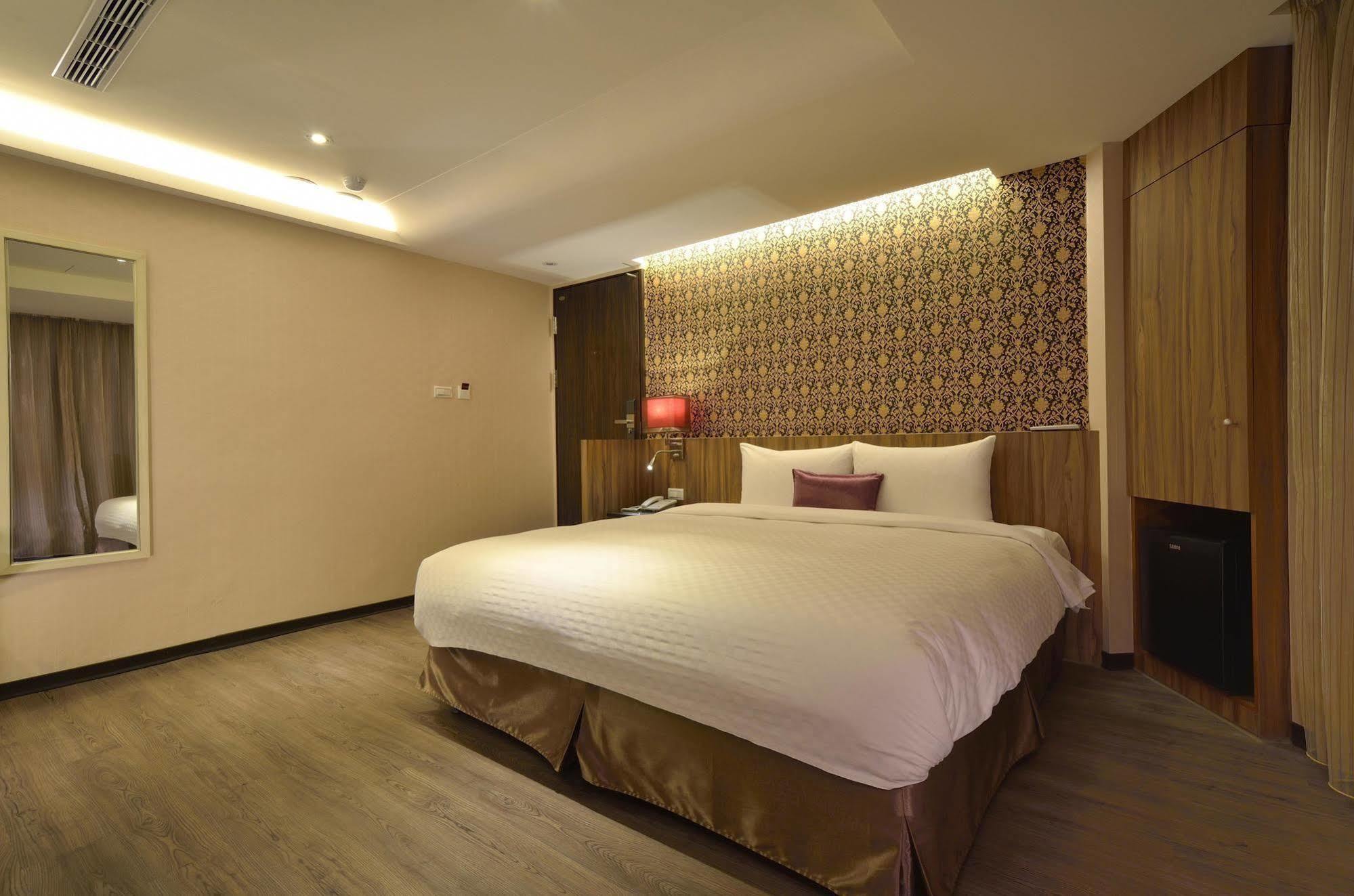 Hotel 欣欣時尚旅店松山站 Taipéi Exterior foto
